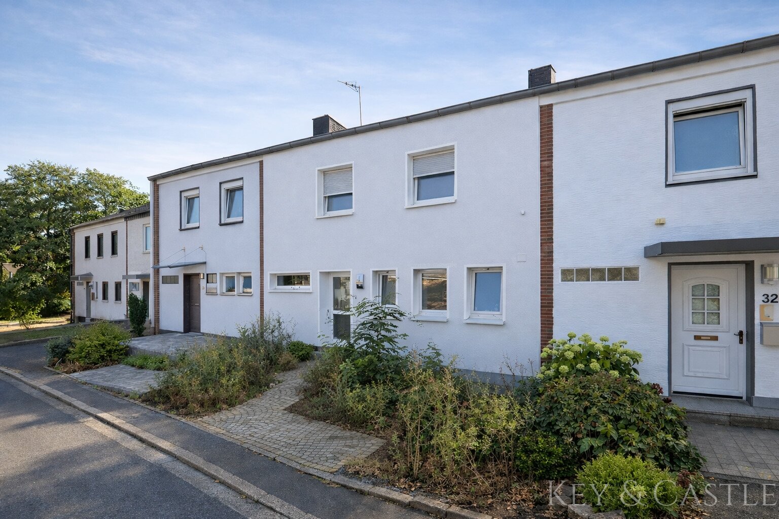 Über 8 % Rendite: Attraktive Investitionsimmobilie mit Entwicklungspotenzial Über 8 % Rendite: Attraktive Investitionsimmobilie mit Entwicklungspotenzial