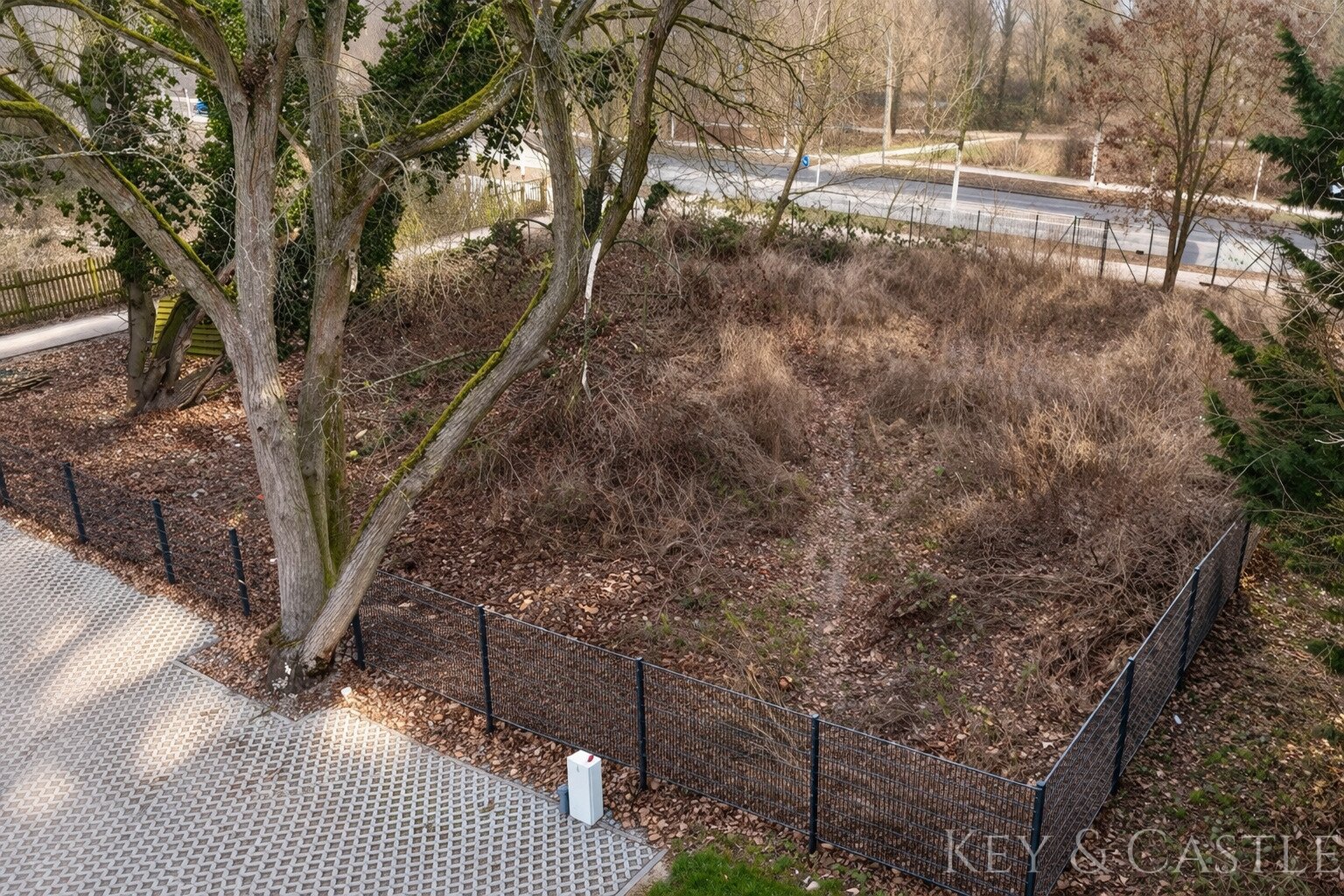 Attraktives Baugrundstück in Teltow mit genehmigtem Einfamilienhaus-Projekt Attraktives Baugrundstück in Teltow mit genehmigtem Einfamilienhaus-Projekt